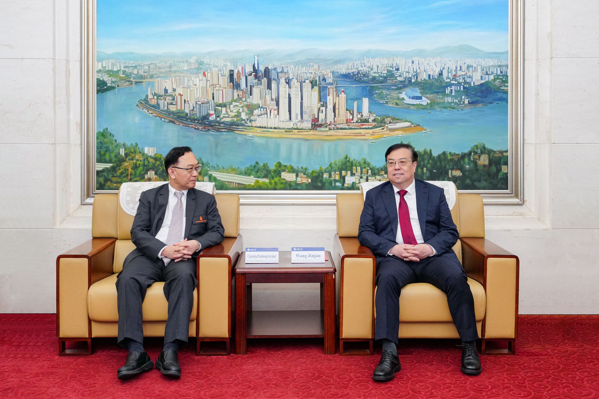 文件名称:DSC00196.jpg原图大小:5.88MB