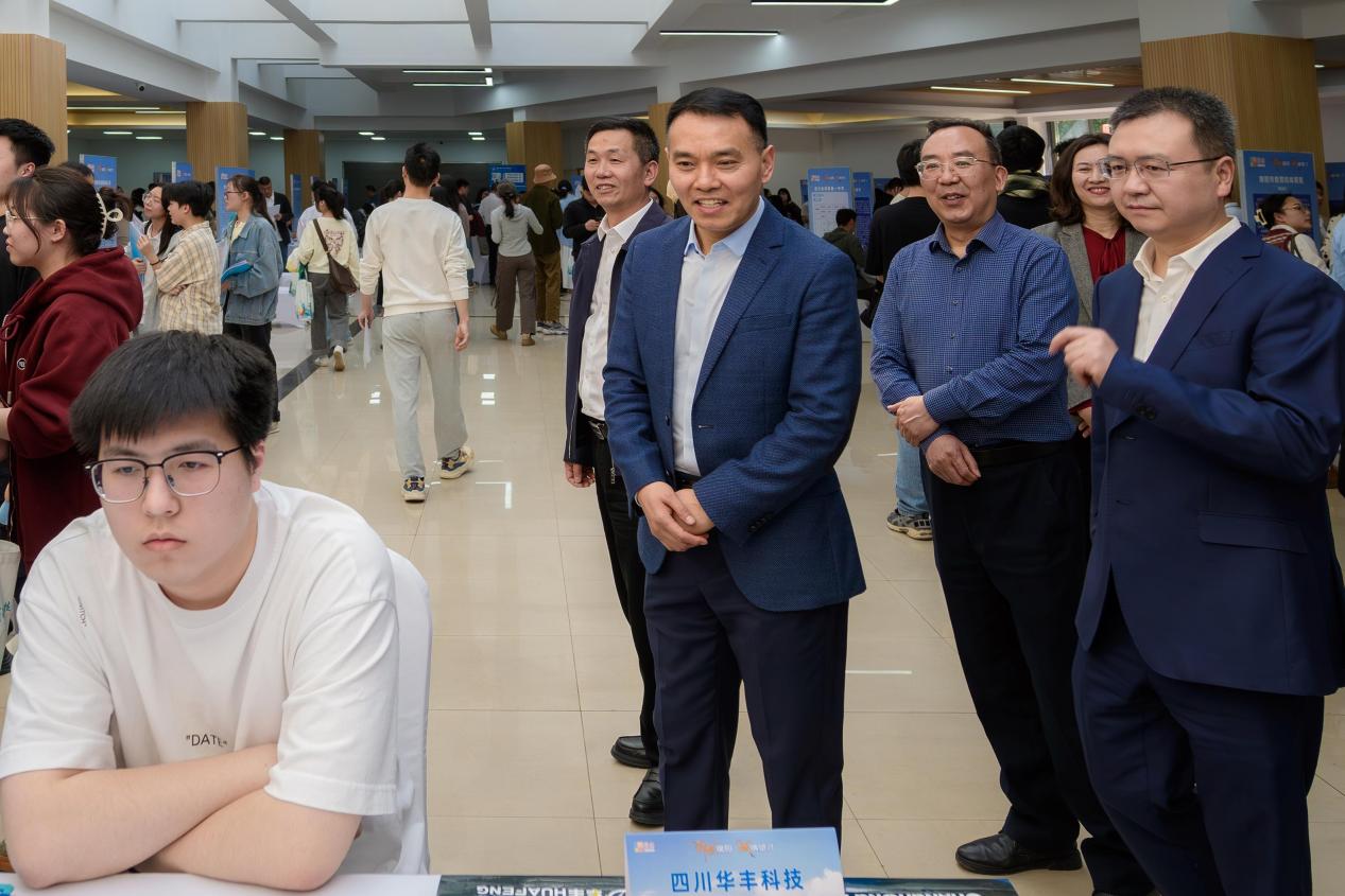 文件名称:image4.jpeg原图大小:NaNGB